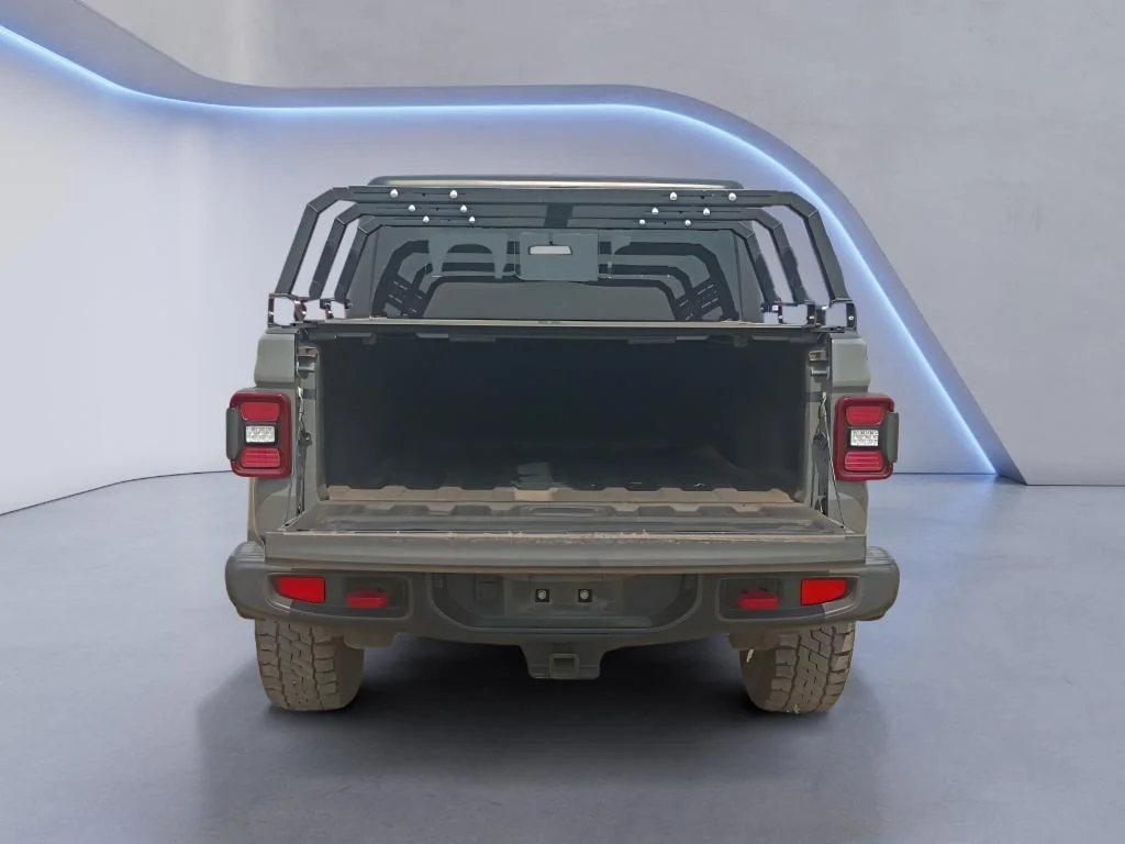 Used 2021 Granite Crystal Metallic Clearcoat Jeep Rubicon image 5