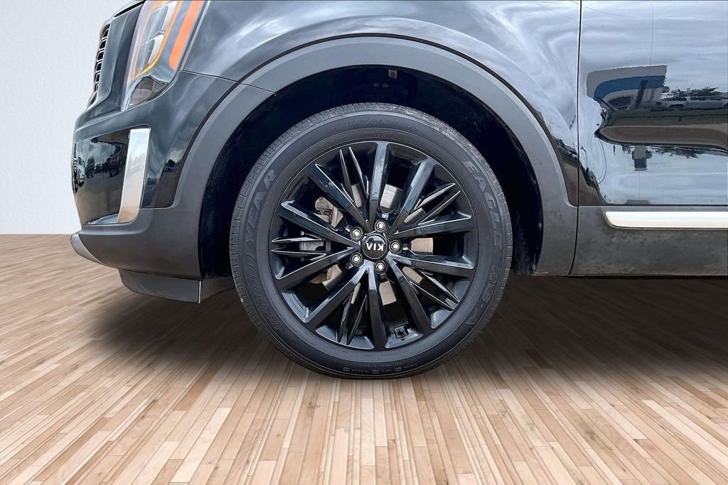 Used 2020 Black Kia SX image 8