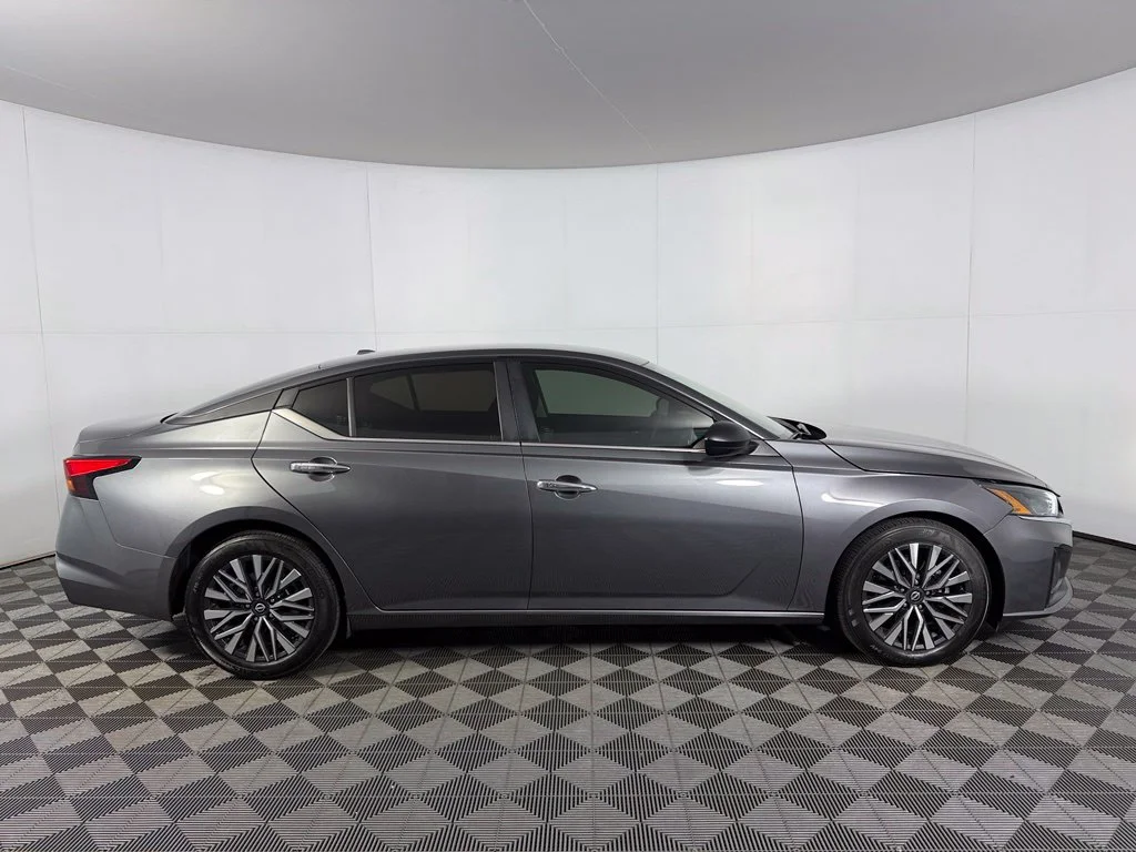 Certified Used 2025 Gray Nissan 2.5 SV image 8
