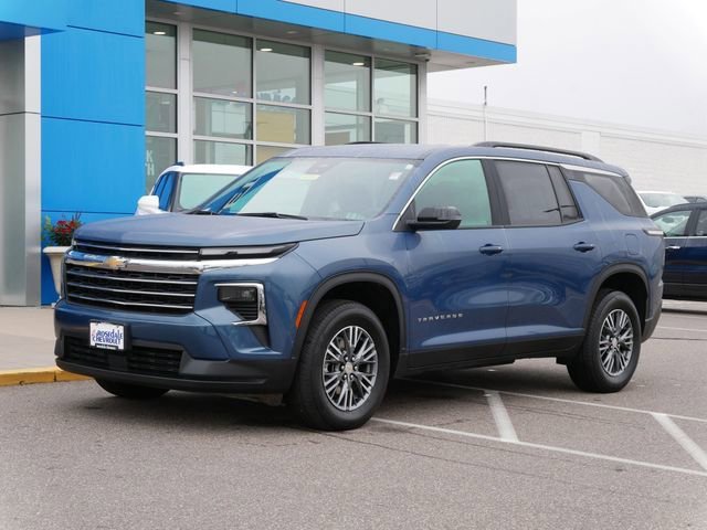 Used 2025 Chevrolet Traverse LT with VIN 1GNERGRS3SJ128990 for sale in Roseville, Minnesota