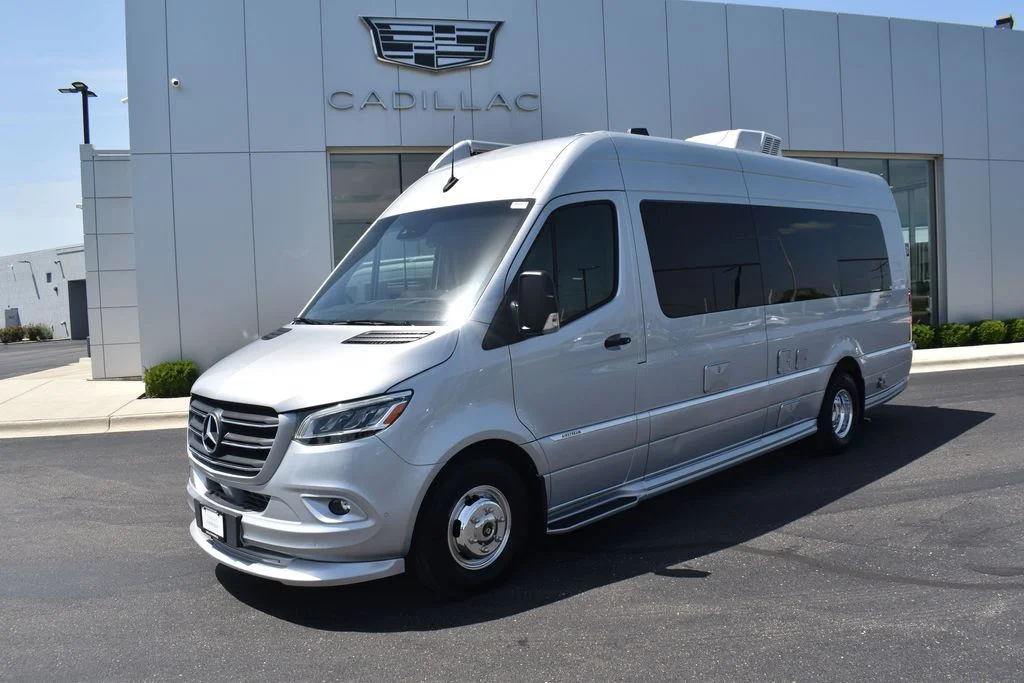 2022 Mercedes-Benz Sprinter 3500XD 170 Ext WB 3.0D High Roof's photo