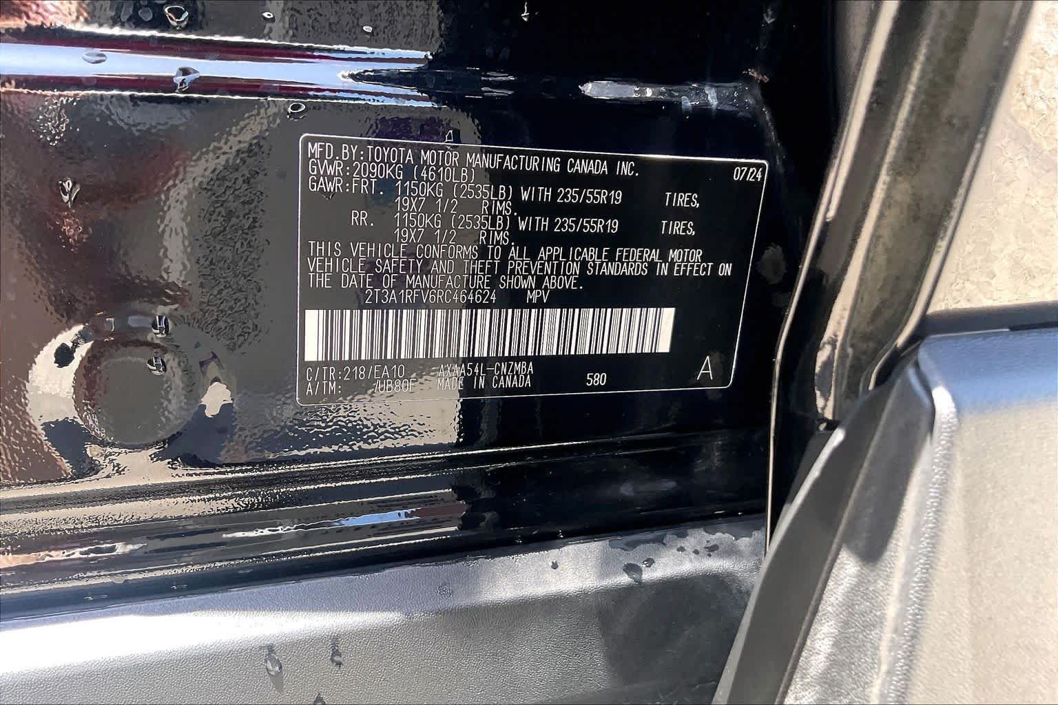 Used 2024 Midnight Black Metallic Toyota XLE Premium image 35