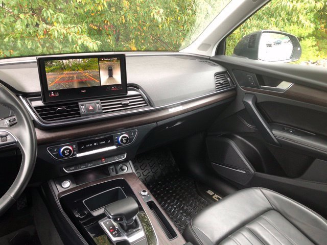 Used 2023 Daytona Gray Pearl Effect Audi 45 S line Premium image 34
