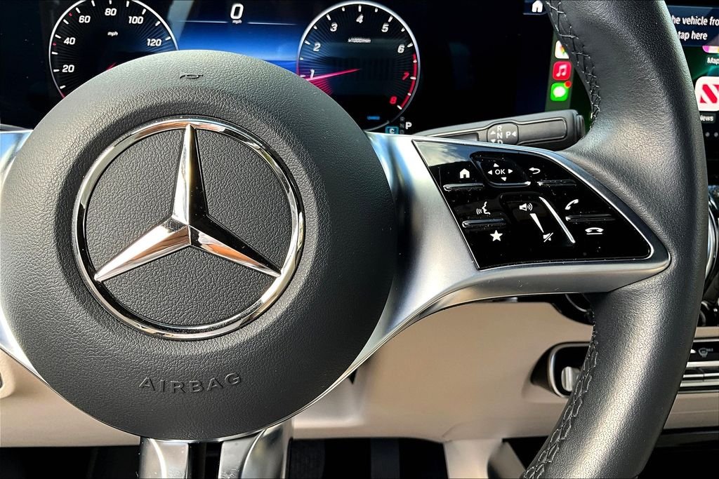 Certified Used 2025 White Mercedes-Benz GLA 250 image 21