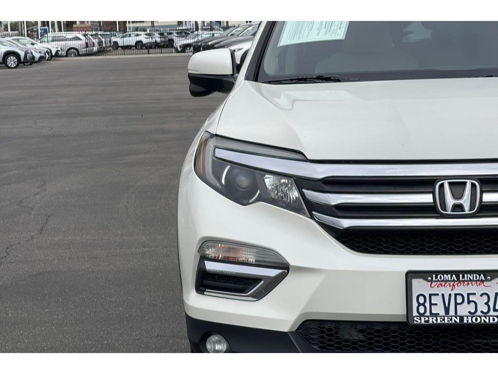 Certified Used 2018 White Diamond Pearl Honda EX image 43