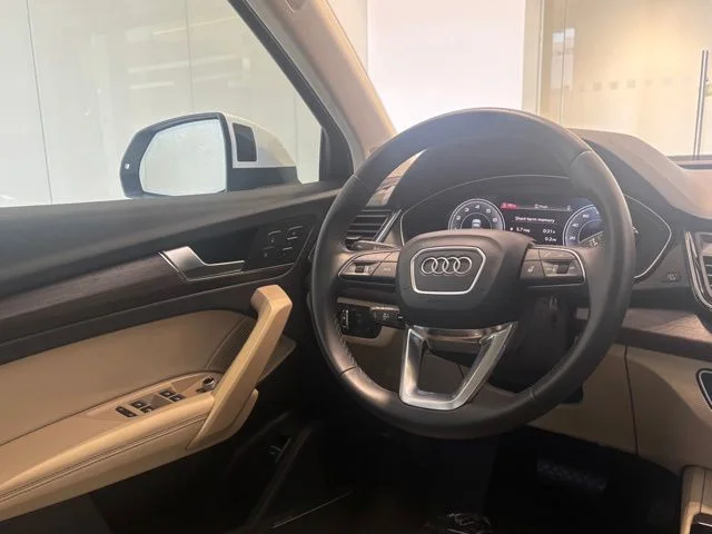 Used 2022 White Audi 45 S line Premium image 9