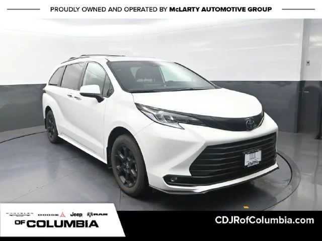 2026 Toyota Sienna Woodland Edition