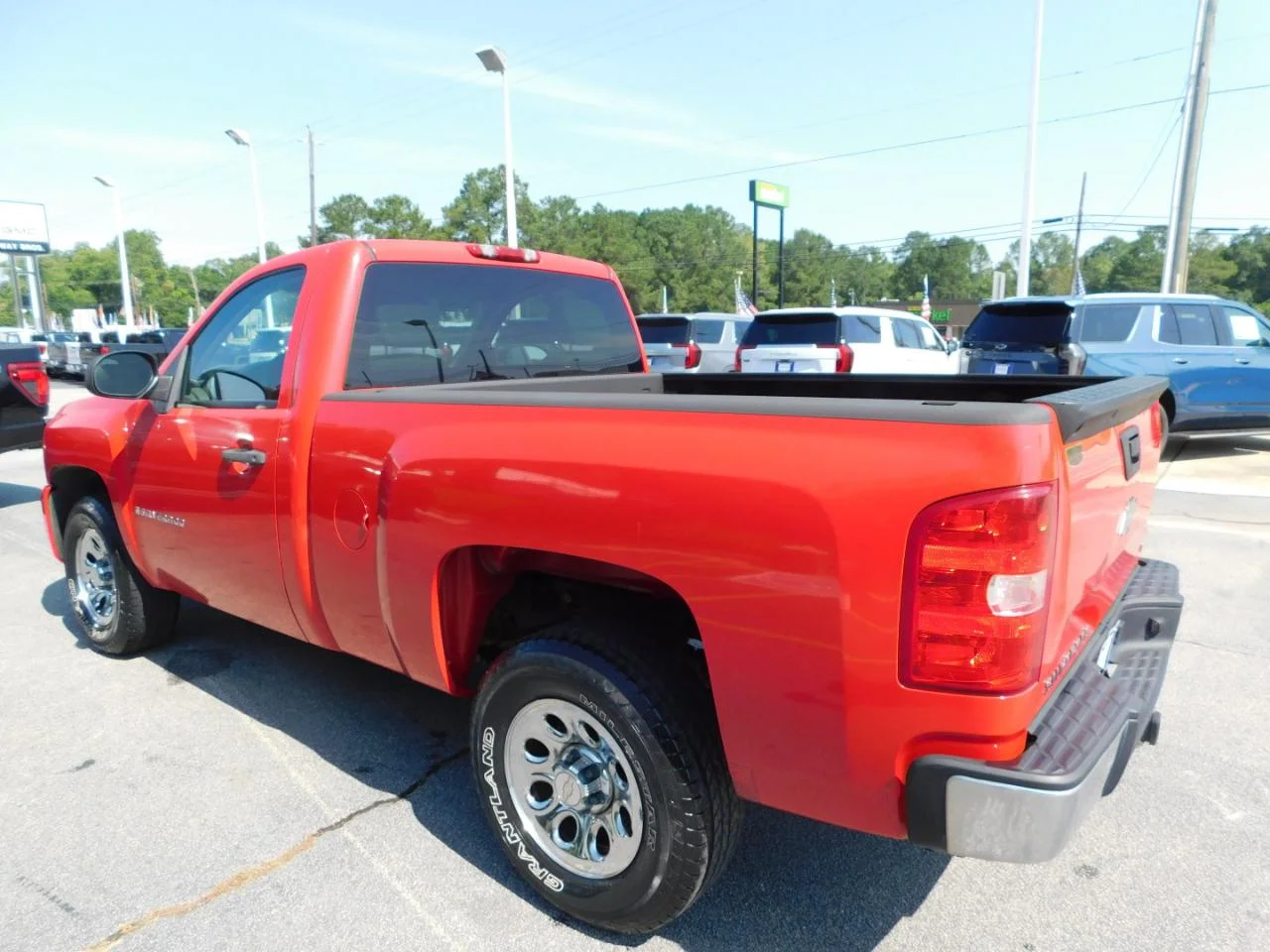 Used 2008 Red Chevrolet 2WD Reg Cab 119.0 in Work Truck image 6