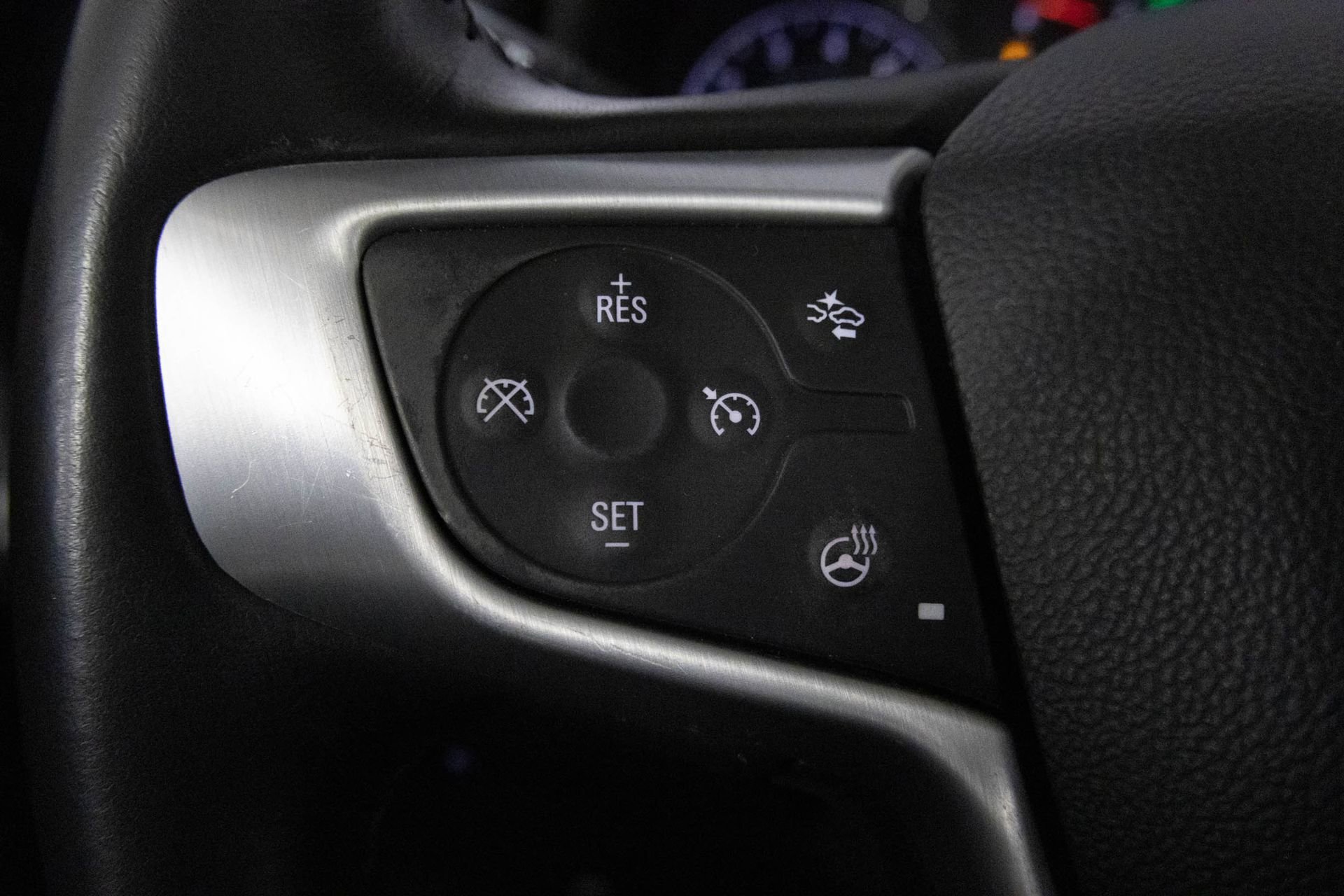 2022 GMC TERRAIN - Image 27