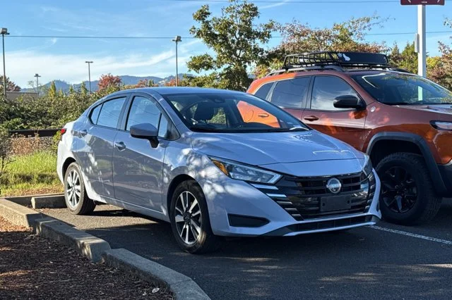 Used 2025 Gray Nissan 1.6 SV image 2
