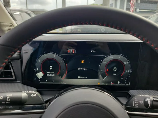 New 2026 Arctic Ice Blue Metallic / Super Black Two-tone Nissan SR image 18