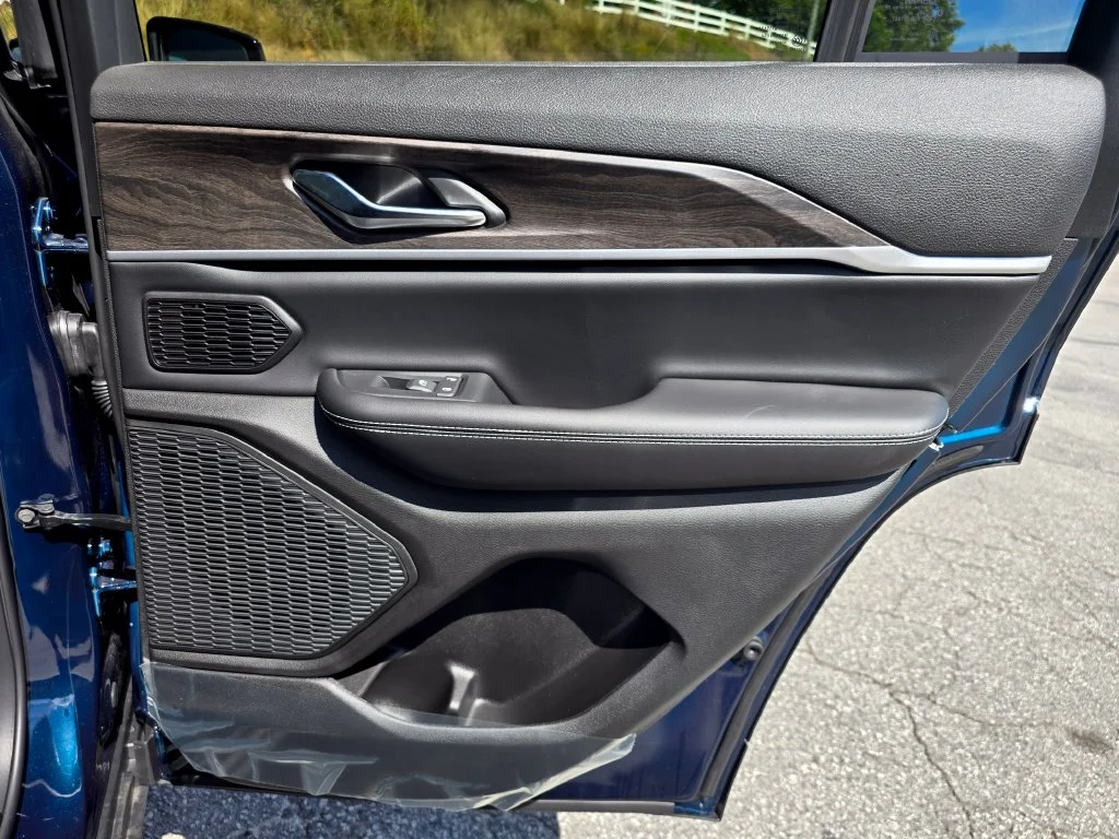 New 2027 Blue Jeep Limited image 38