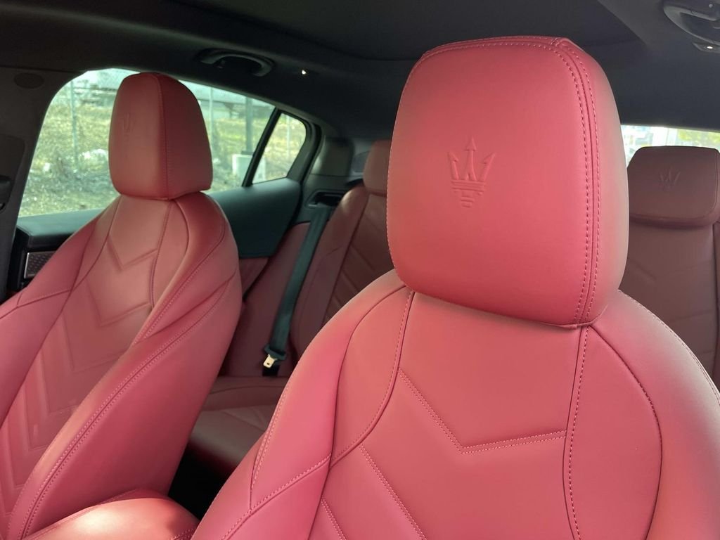 2026 Maserati Grecale Modena V6 - Photo 19