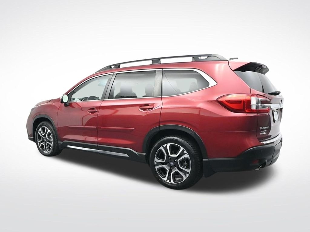 Used 2023 Crimson Red Pearl Subaru Limited image 5