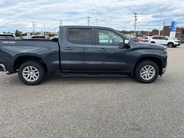 Used 2020 Gray Chevrolet LT image 23