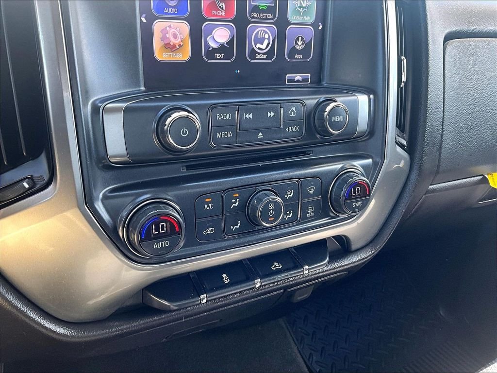 Used 2018 Silver Chevrolet LT image 26