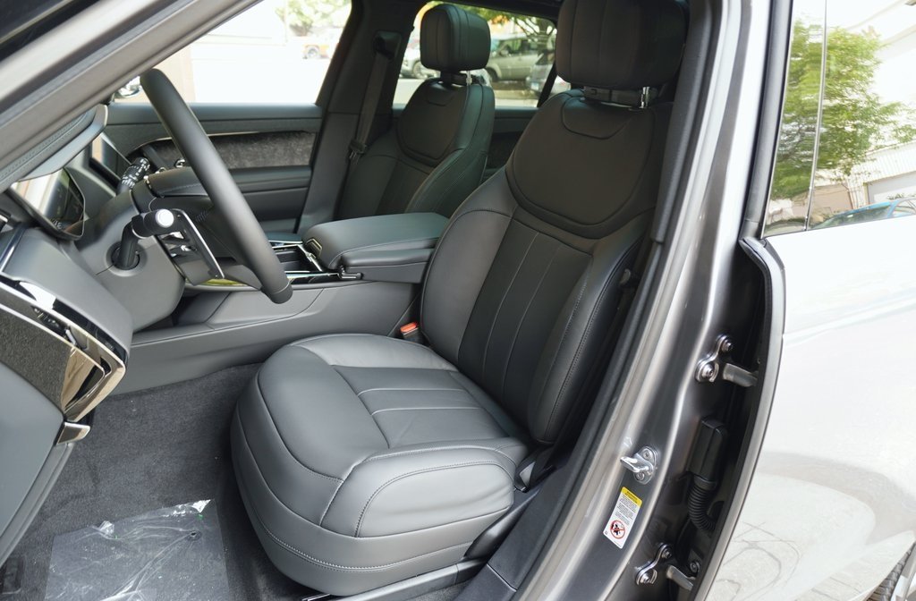 2025 LAND ROVER RANGE ROVER SPORT - Image 12