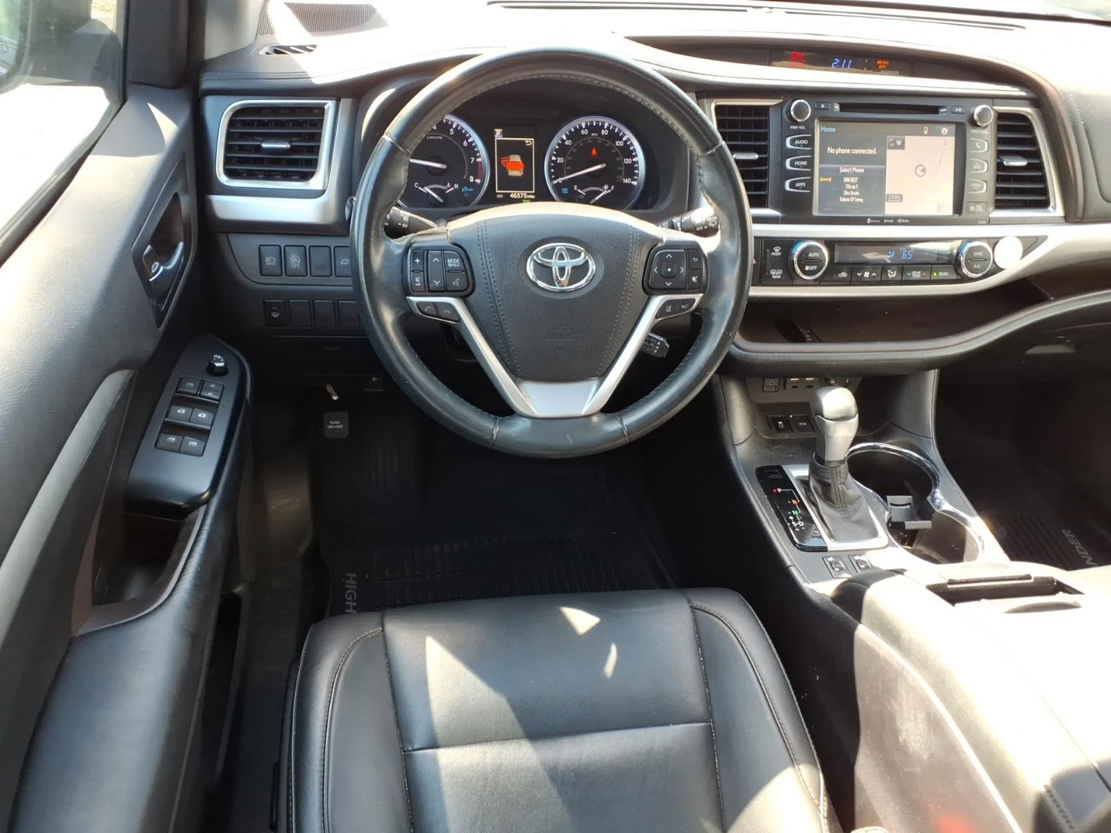 Used 2019 Celestial Silver Metallic Toyota XLE image 7