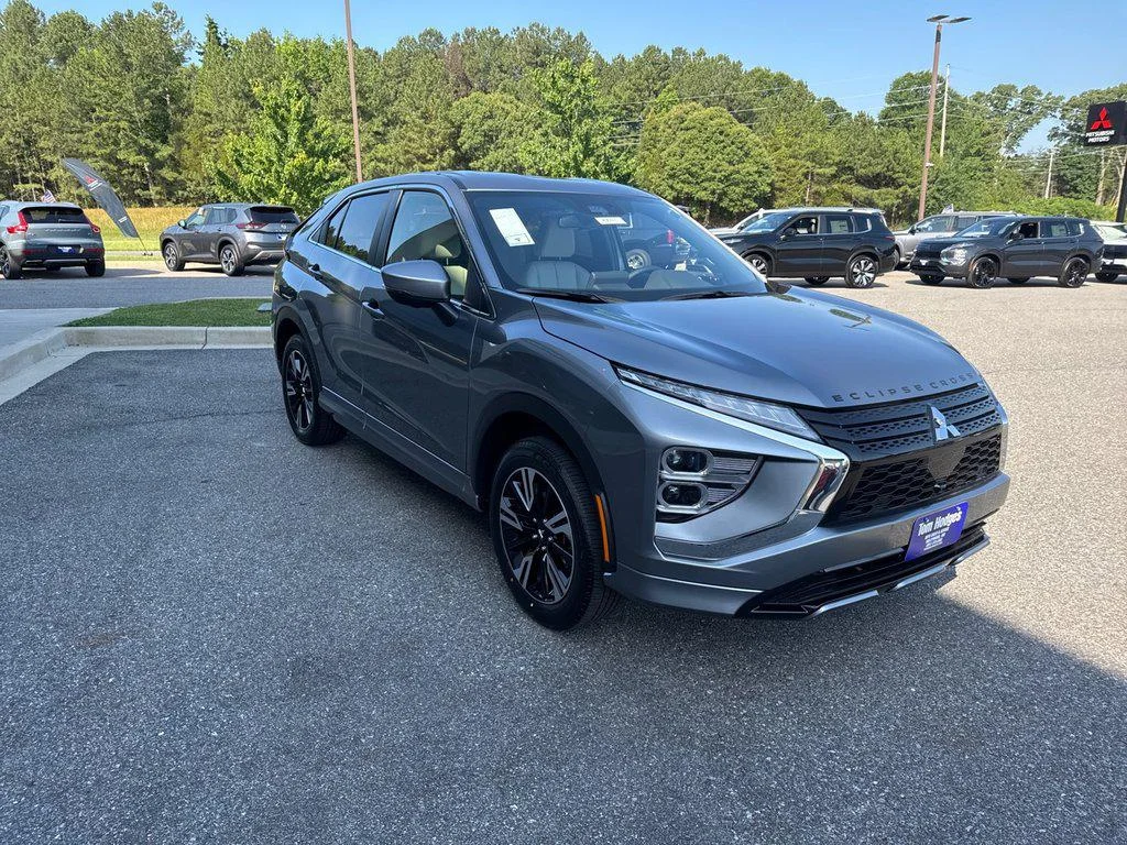 New 2026 Mercury Gray Metallic Mitsubishi SEL S-AWC image 3