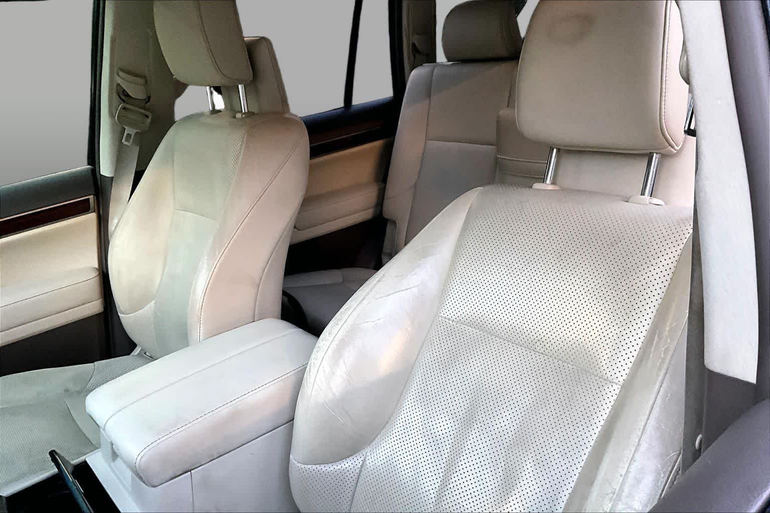 Used 2014 Tungsten Pearl Lexus Luxury image 7