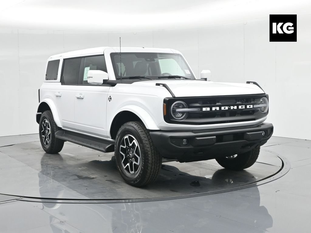 2025 Ford Bronco 4-Door Outer Banks