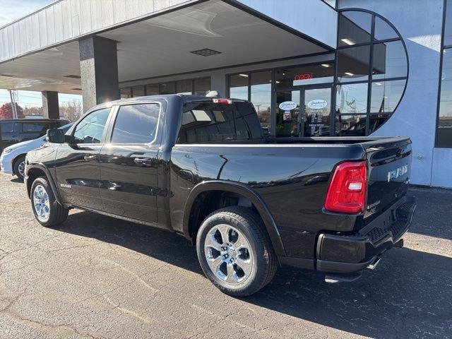New 2026 Diamond Black Crystal Pearl-Coat Exterior Paint RAM BIG HORN image 2