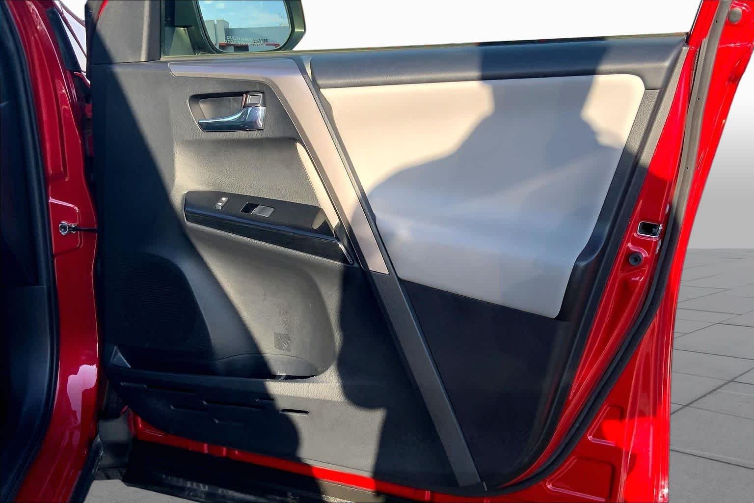 Used 2017 Barcelona Red Metallic Toyota Limited image 22