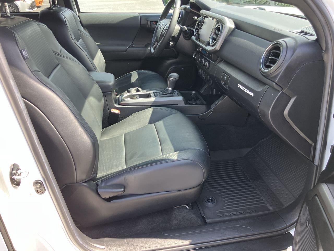Used 2022 White Toyota TRD Off-Road Double Cab image 36