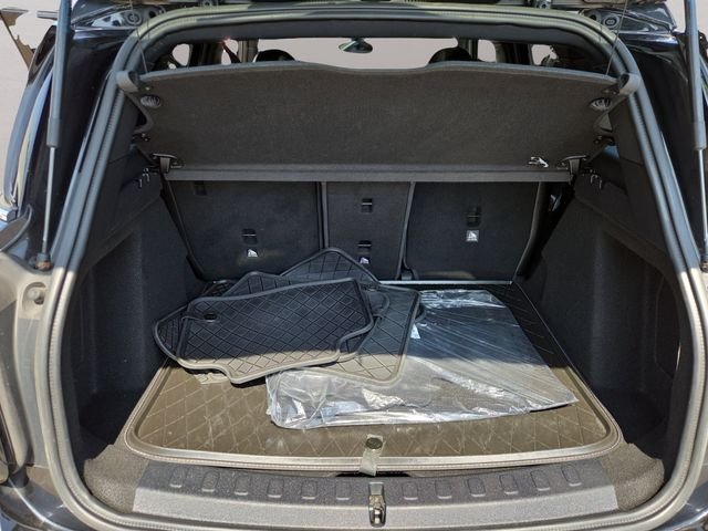 Used 2017 Midnight Black Metallic MINI Base image 31