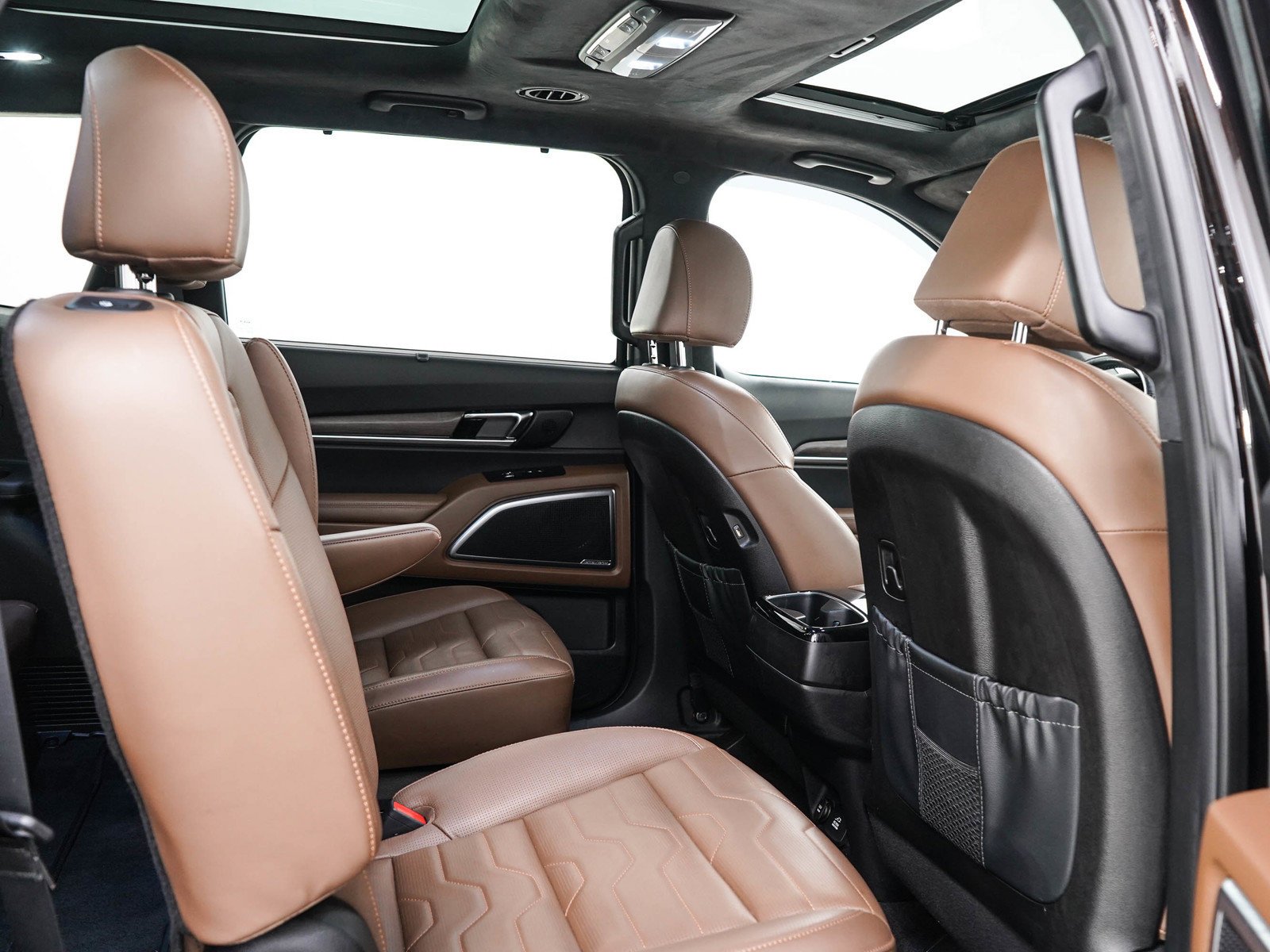 Used 2022 Black Copper Kia SX AWD image 15