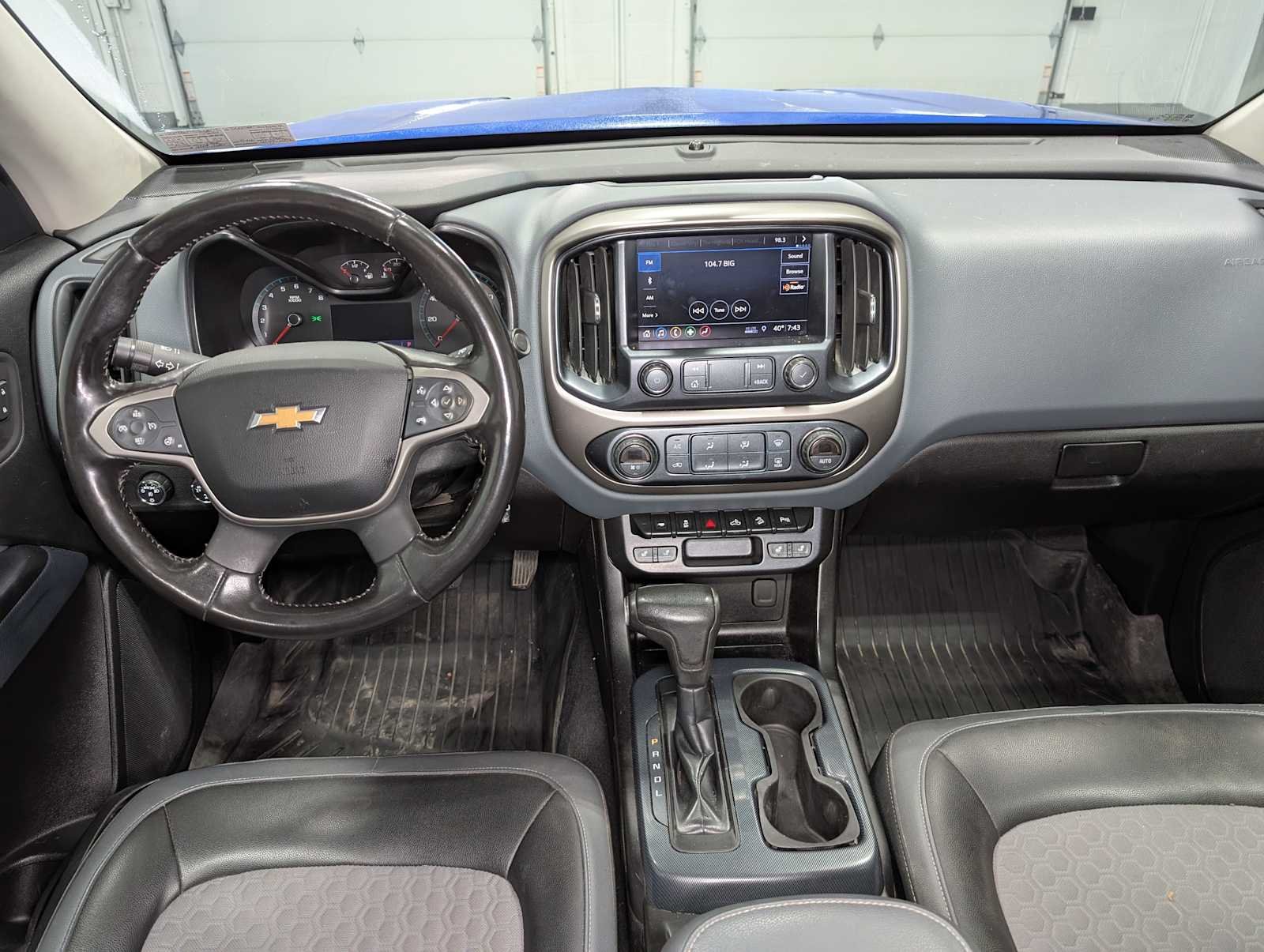 Used 2019 Kinetic Blue Metallic Chevrolet 4WD Z71 image 17