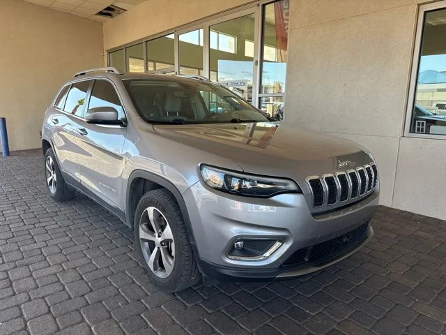 Used 2020 Billet Silver Metallic Clearcoat Jeep Limited image 6
