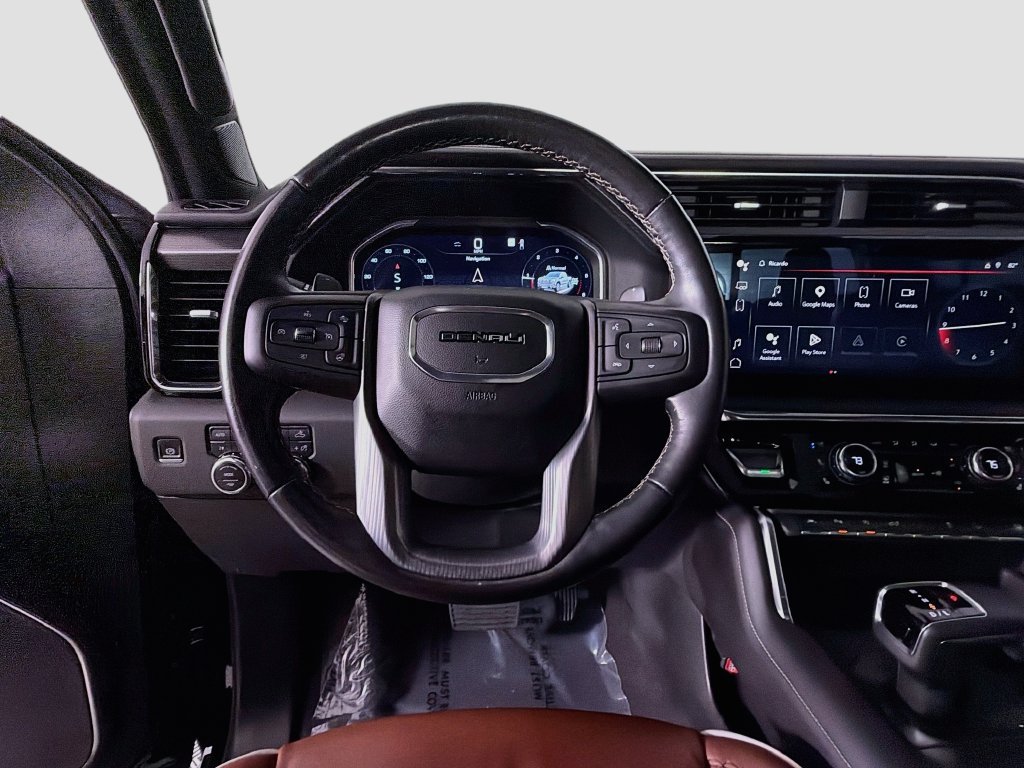 Used 2023 Black GMC Denali Ultimate image 11