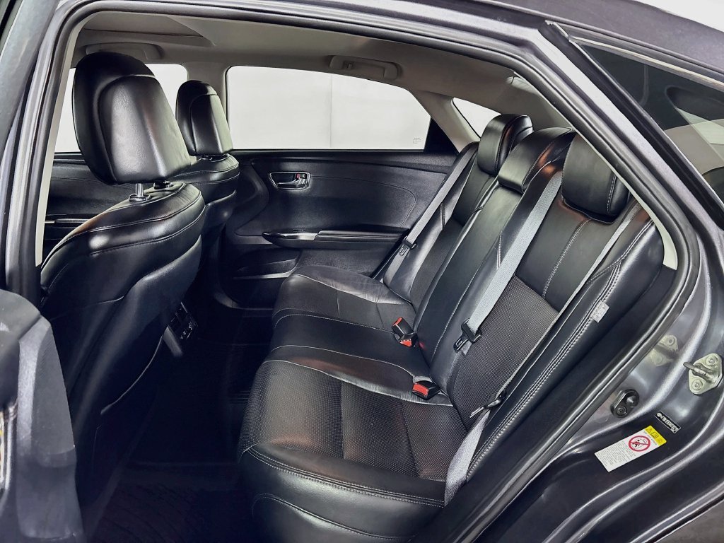 Used 2016 Gray Toyota Limited image 21