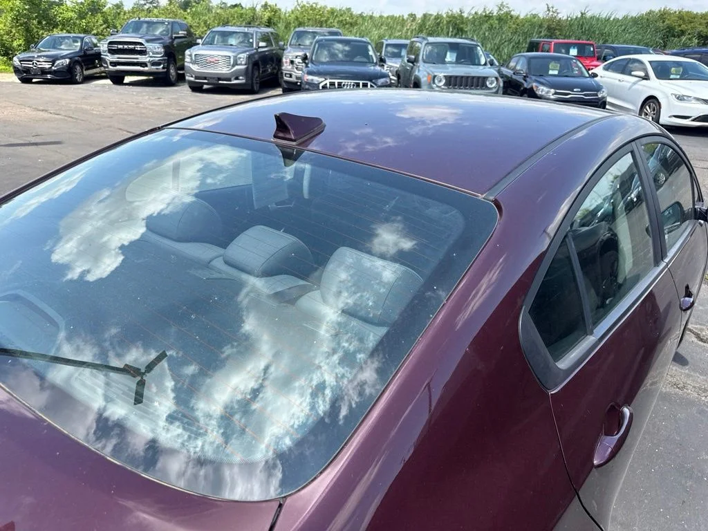Used 2018 Red Kia LX image 22