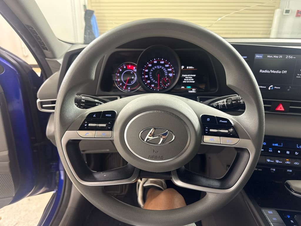 Used 2023 Blue Hyundai SEL image 15
