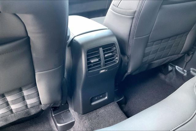 New 2026 Carbonized Gray Metallic Ford Big Bend® image 20