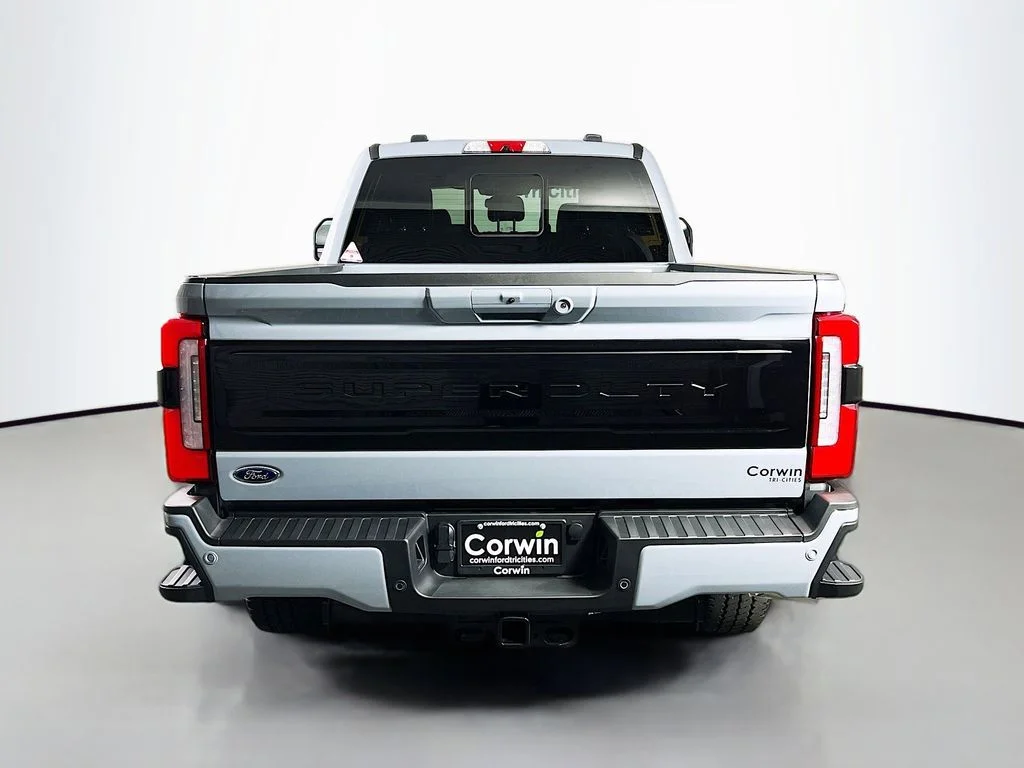 New 2026 Glacier Gray Metallic Tri-Coat Ford Platinum image 14