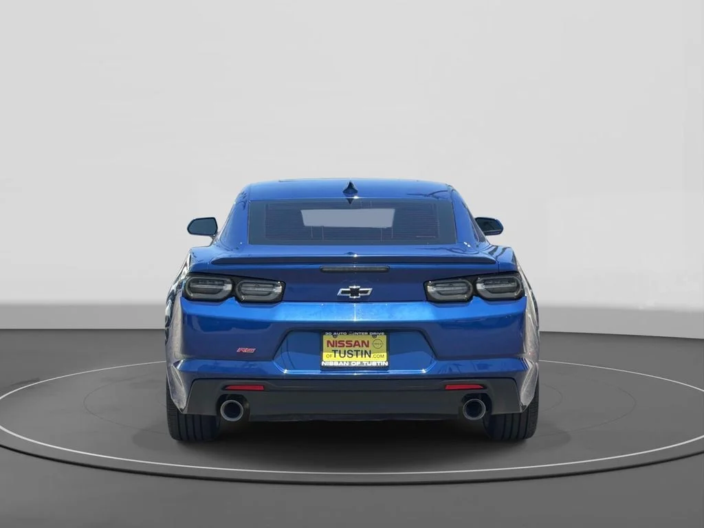 Used 2021 Riverside Blue Metallic Chevrolet 2LT image 5