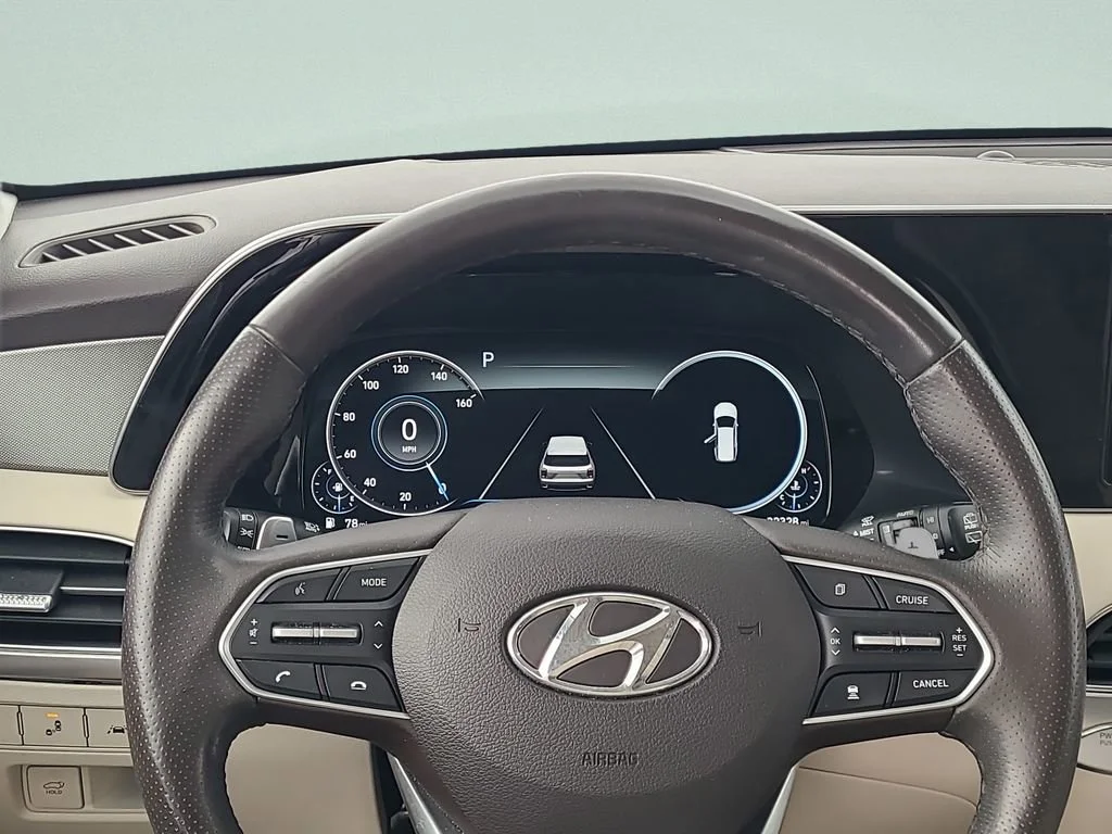 Used 2020 Hyper White Hyundai Limited image 20