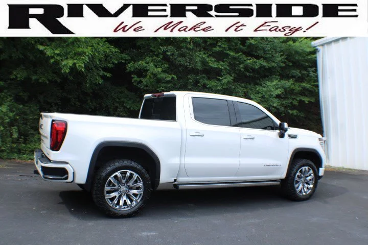 Certified Used 2023 White Frost Tricoat GMC Denali image 2