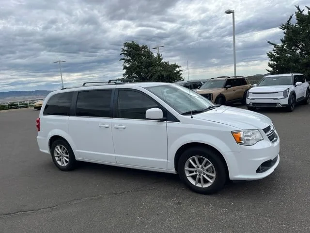 Used 2019 White Knuckle Clearcoat Dodge SXT image 5