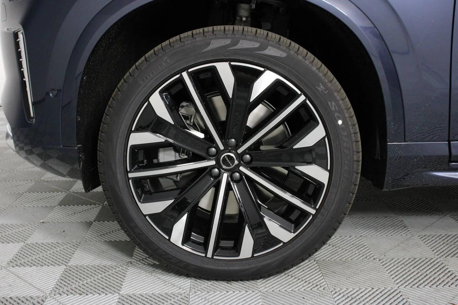 New 2026 Blue Volvo T8 Plus image 13