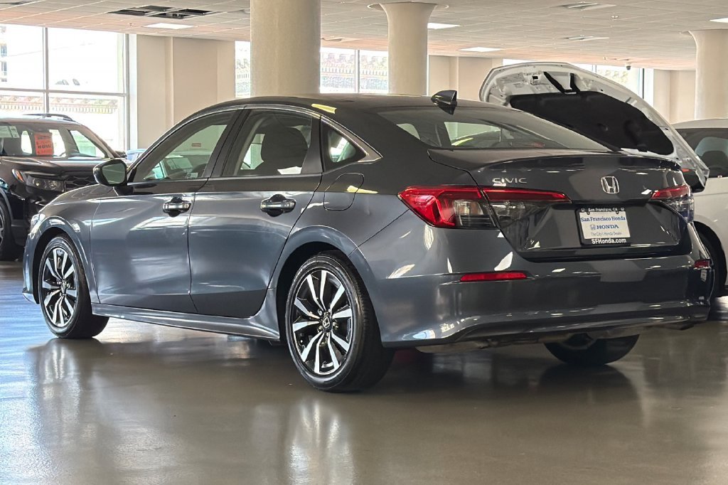 Used 2023 Meteorite Gray Metallic Honda EX image 8
