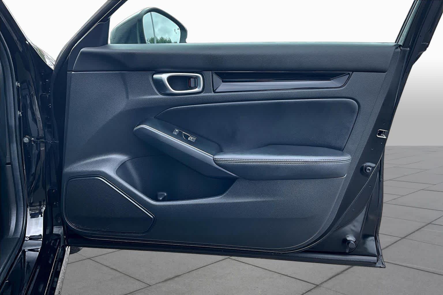 2025 Honda Civic Sport Touring - Photo 23