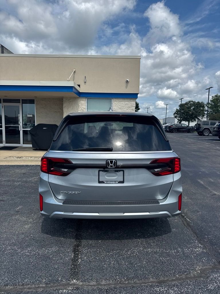 Used 2026 Silver Metallic Honda EX-L image 5