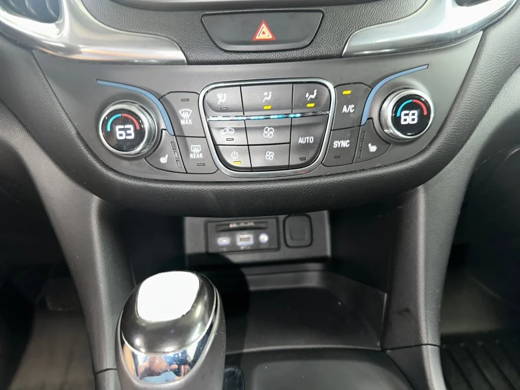 2019 Chevrolet Equinox LT - Photo 18