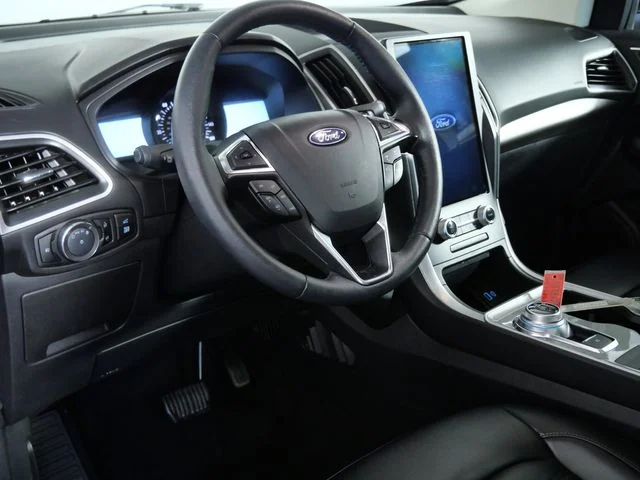 Used 2024 Black Ford SEL image 16
