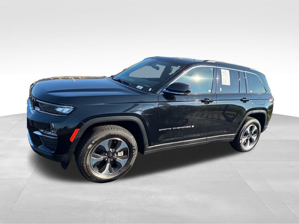 Used 2024 Black Jeep 4xe image 2