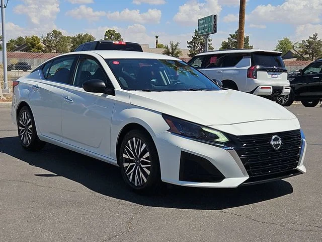 Certified Used 2025 Glacier White Nissan 2.5 SV image 6